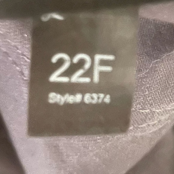 Kuhl‎ Kontour Straight Leg Hiking Pants Style 6374 Size 12 Reg - Picture 6 of 10